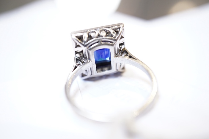 An Art Deco sapphire and diamond ring, 1920s